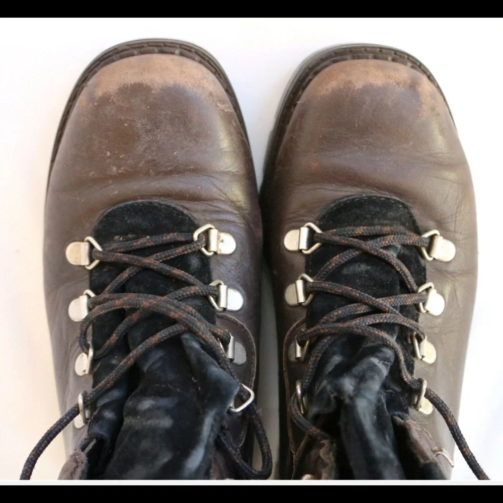 Old School Youth 6‎ Sorel Leather Hikers